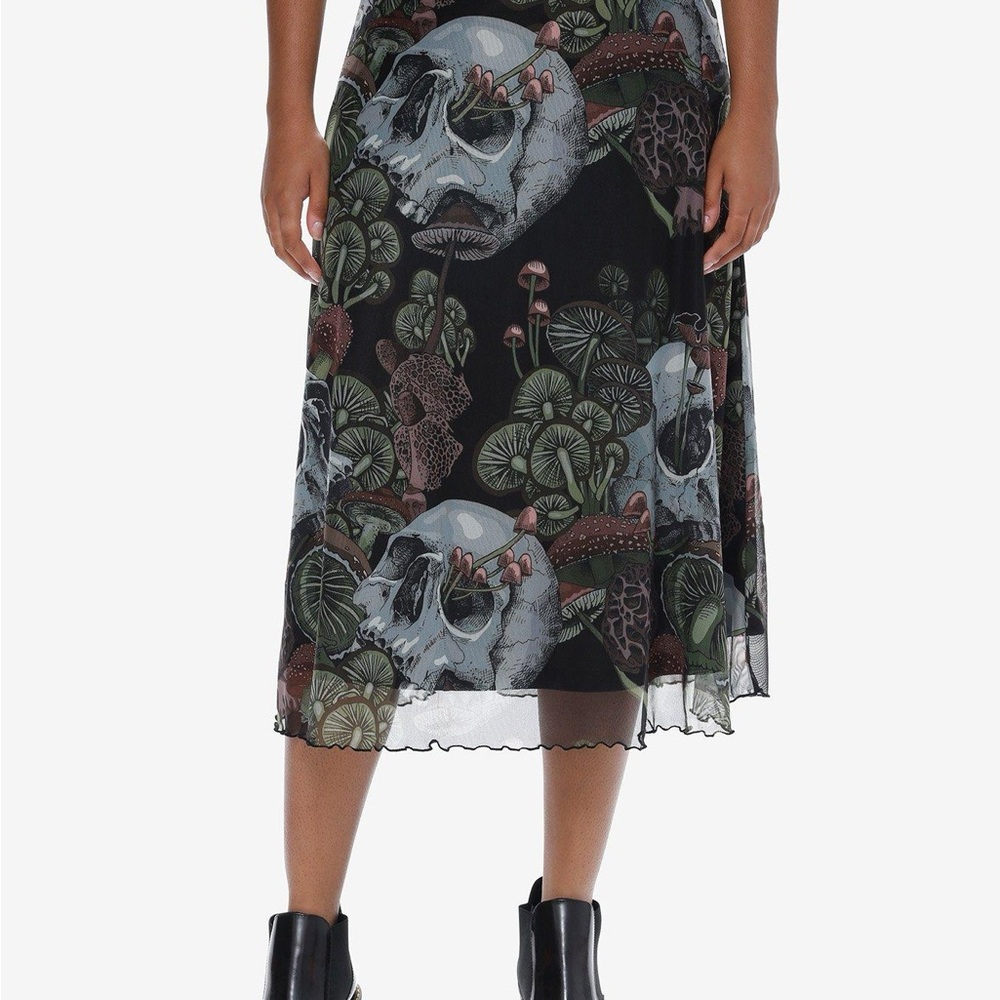 Thorn and Fable dark forest mesh skirt hot topic sz M